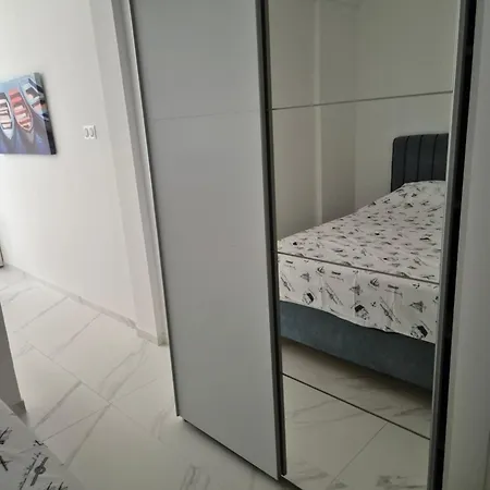 Bauer - Omis- Nemira Apartamento Omiš