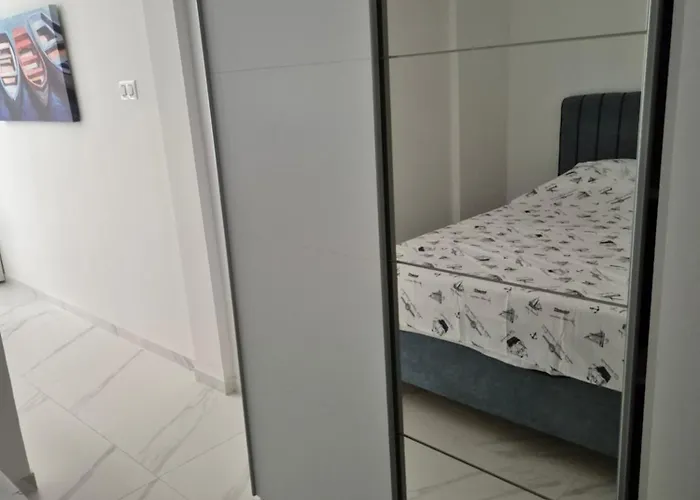 Bauer - Omis- Nemira, Free Parking شقة أوميس