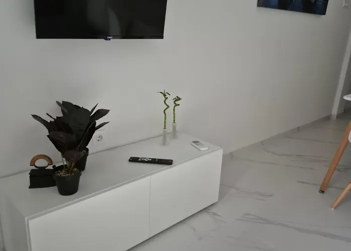 Bauer - Omis- Nemira, Free Parking Apartamento